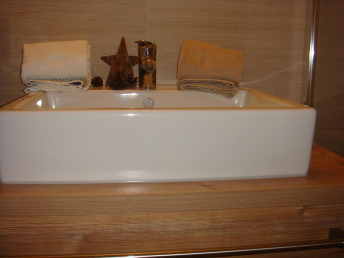 Bathroom 3, Haus Schuchter, Landeck