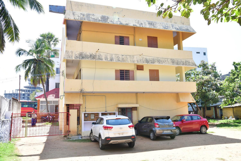 Hotel Ganesh Lodge, Kanniyakumari