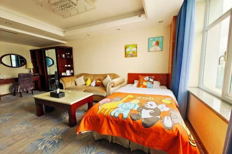 Others 4, Friendship Peak Hotel, Altay
