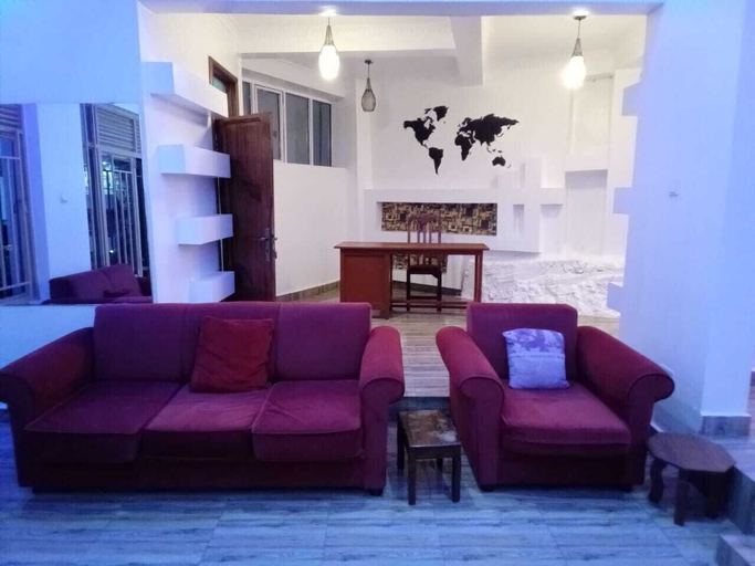 Reception 4, Queen Greenstars Apartment, Rubavu
