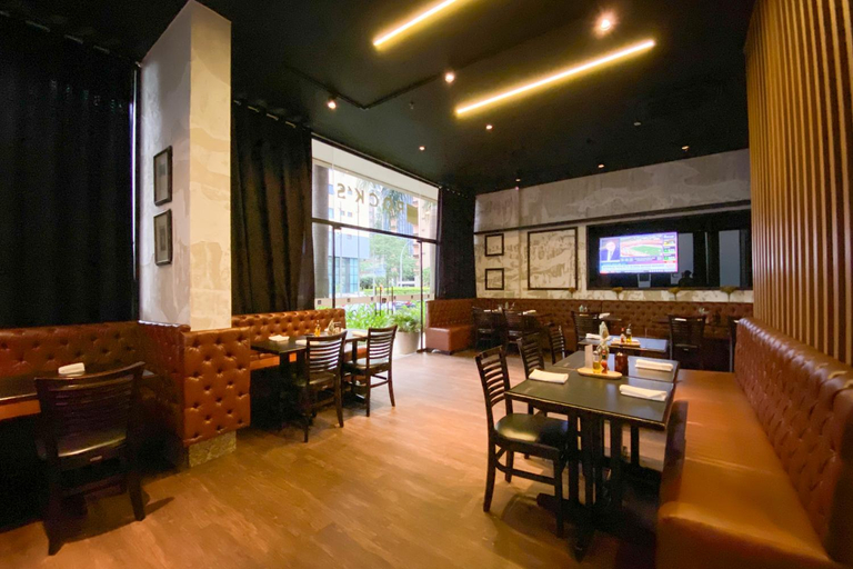 Food & Drinks