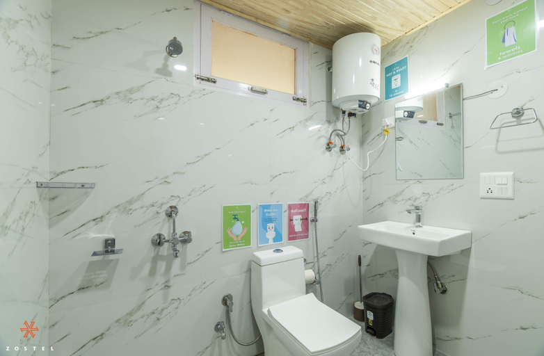 Bathroom 3, Zostel Kalpa, Kinnaur