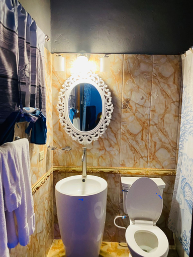 Bathroom 3, Angels Hideaway Blue Room
