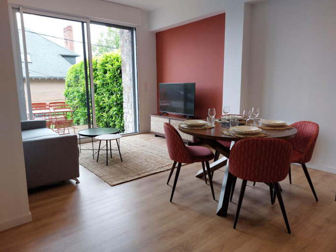 Others 3, La Villa Bompard*** 50m² Cœur de ville avec terrasse, Aveyron