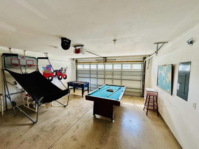 Others 5, 4/3 Vacation Home With Private Pool Located at Formosa Gardens!!, Osceola