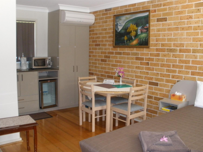 Others 5, Palms Oasis Motel, Greater Taree