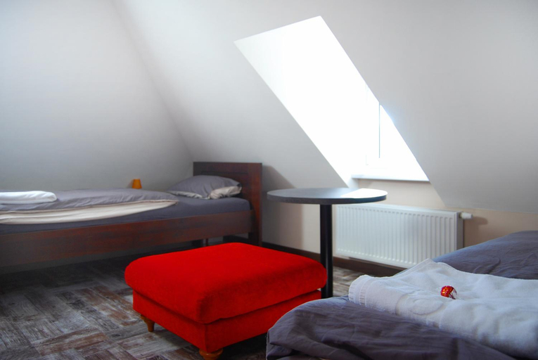 Bedroom 12