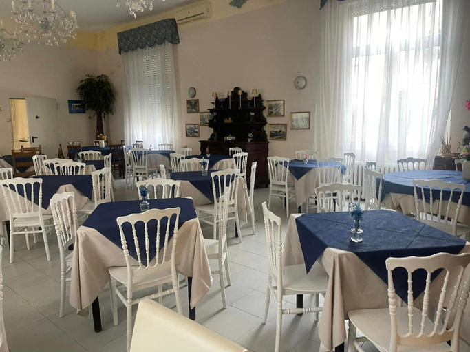 Others 2, Viareggio rooms facing the sea, Lucca