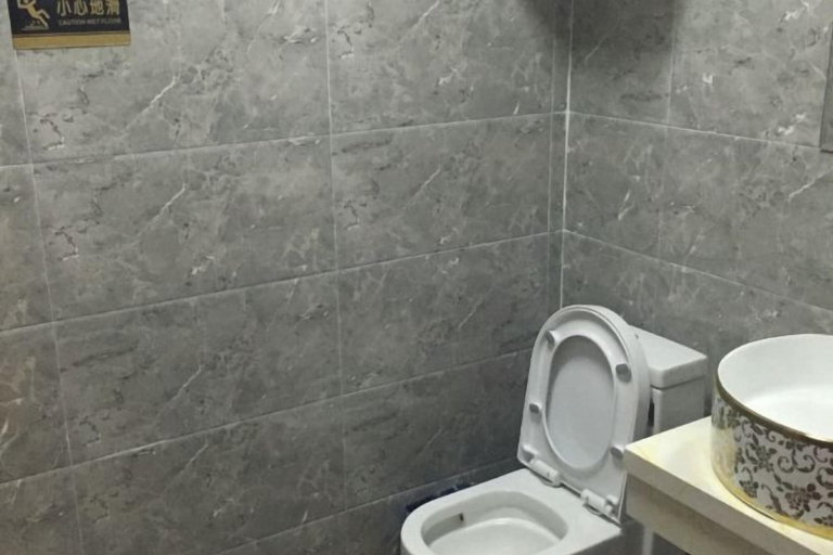 Bathroom 4, Yida Hotel (Changbai Mountain West Slope Tourist Transfer Center), Baishan