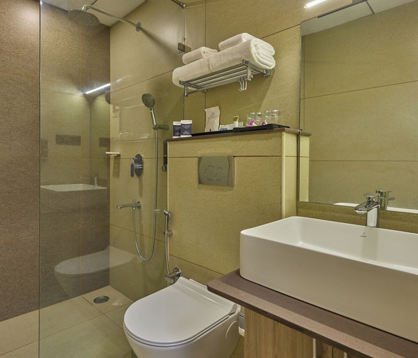 Bathroom 4, Grand Continent Mysore A Sarovar Portico Affiliate Hotel, Mysore