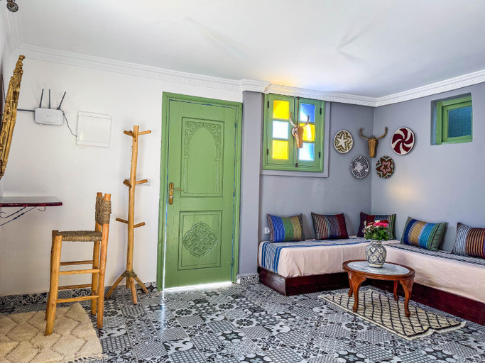 Others 5, Dar Sharif Tanger, Tanger-Assilah