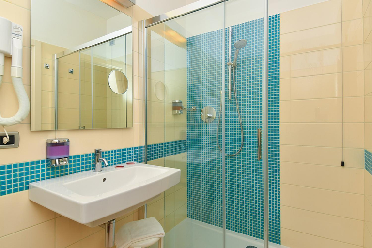 Bathroom 3, Centro Vacanze Pra' delle Torri, Venezia