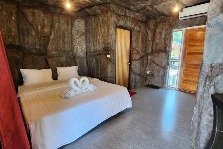 Bedroom 3, Banrai WanWan Resort, Si Sawat
