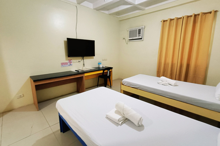 Bedroom 2, Reddoorz @ Insular Square Mandaue City, Mandaue City