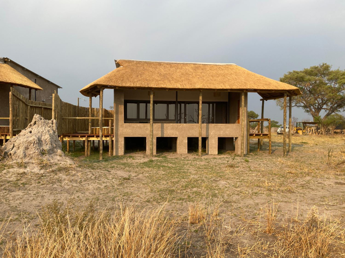 Others 4, Mababe River Lodge, Ngamiland East