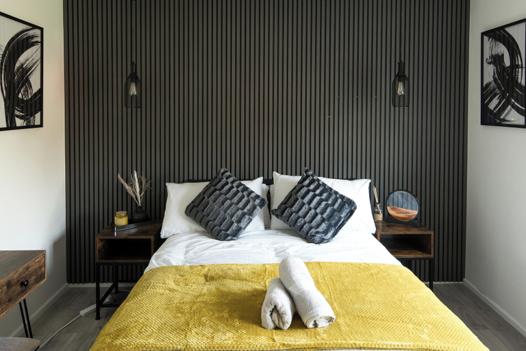 Bedroom 3, City Charm Apartment in London, London