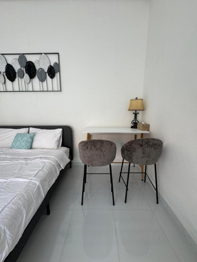 Others 2, Eldemir Room, Badung