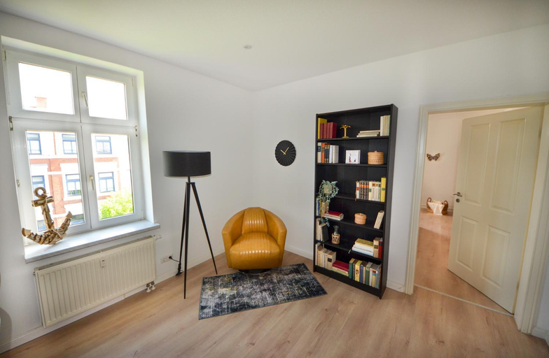 Others 4, Apartmenthaus Fritz Reuter, Schwerin