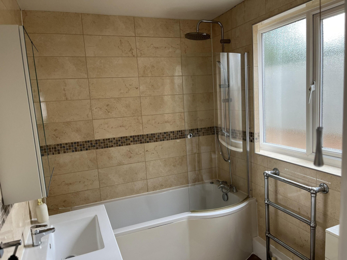 Bathroom 4, 3 Bed House - Sleeps 5 - Garden - Parking - Wifi, Kent