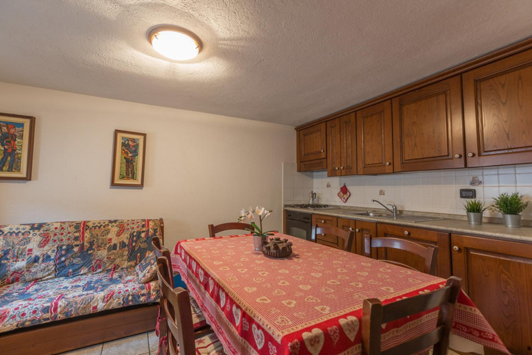 Others 2, L'Atelier du Temps - Clementine Appartements, Aosta