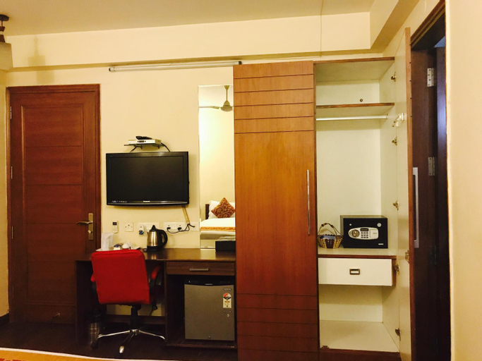 Bedroom 12