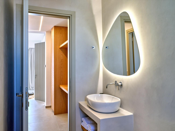 Bathroom 4, Paros Gem, South Aegean