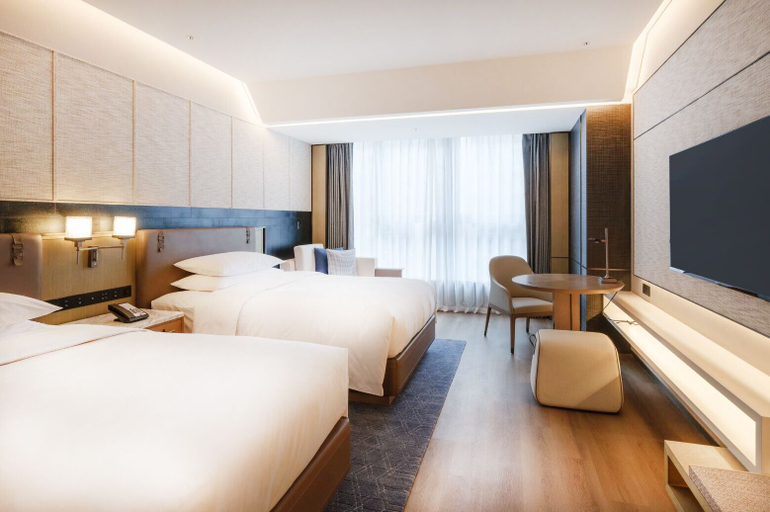 Bedroom 2, Luoyang Marriott Hotel, Luoyang