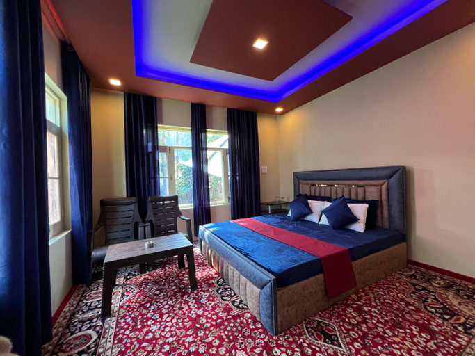 Bedroom 2, ARYAN GRAND PALACE Hotel and veg Restautant, Bandipore