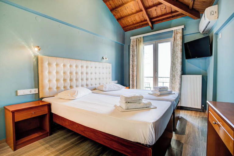 Bedroom 3, Heliotrope The Studios, North Aegean