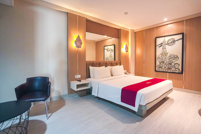 Bedroom 4, PYRENEES Malioboro Hotel, Yogyakarta
