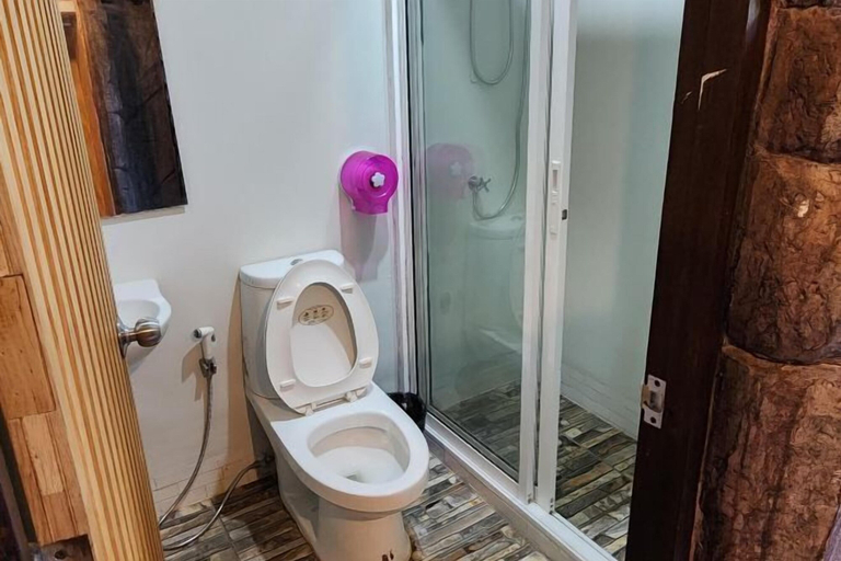 Bathroom 4, Banrai WanWan Resort, Si Sawat