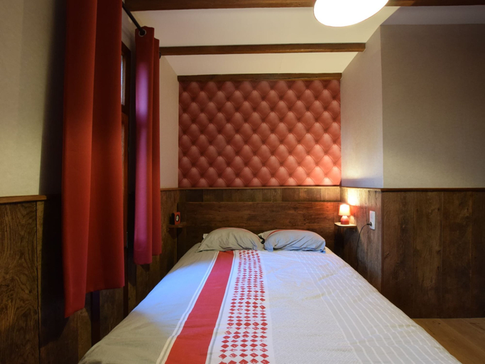 Bedroom 3, Very Welcoming and Cosy Chalet, Namur