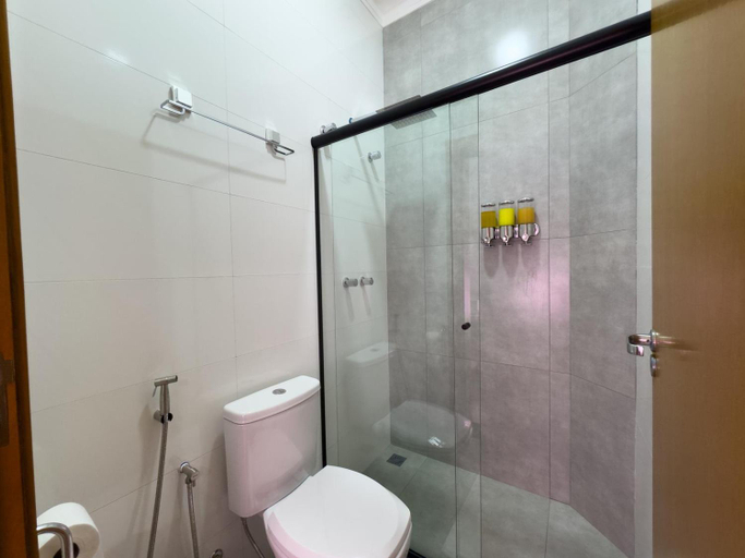 Bathroom 3, ONDARA FLAT HOTEL, Andradina