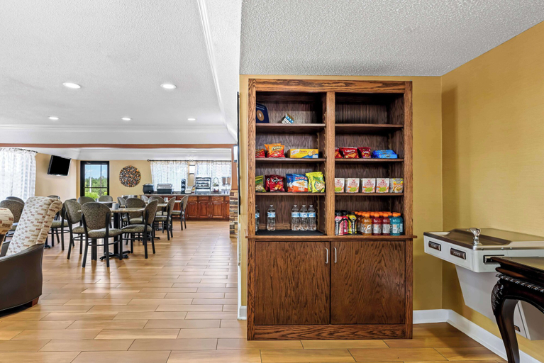 Food & Drinks 5, Best Western Inn, Chilton