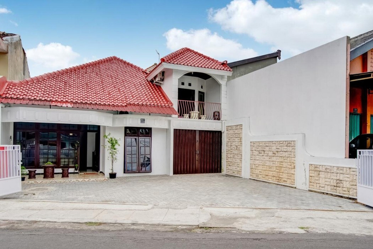 Exterior & Views, OYO 3467 White Residence, Sleman