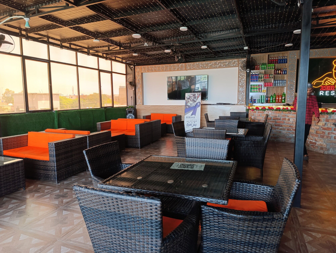 Food & Drinks 5, Peace Continental Hotel, Rawalpindi