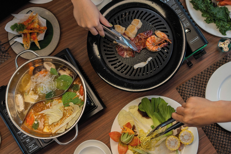 Food & Drinks 8