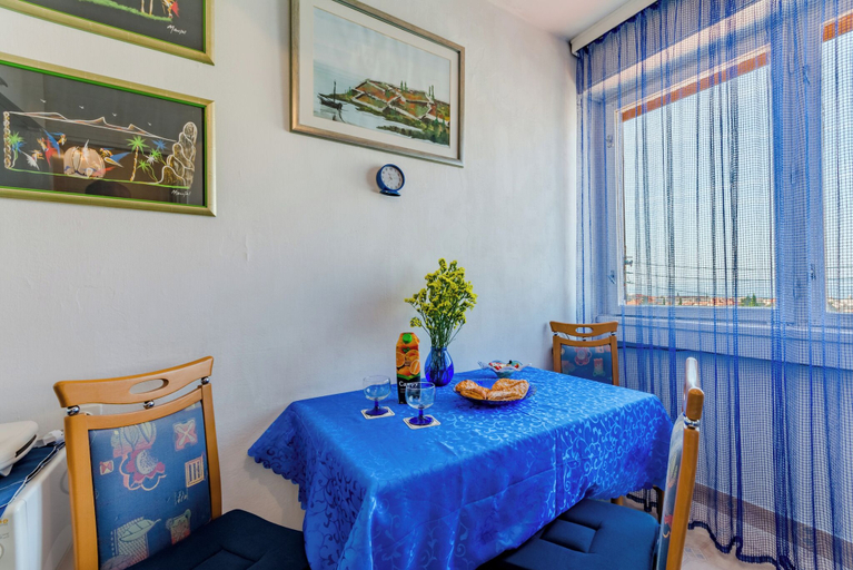 Others 5, Studio Apartment Ecija, Split