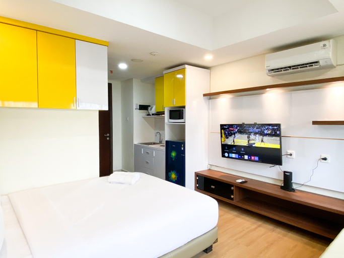 Bedroom 2, Homey Stay Studio at Pollux Chadstone Apartment By Travelio, Cikarang