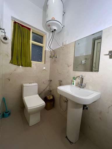 Bedroom 3, ARYAN GRAND PALACE Hotel and veg Restautant, Bandipore