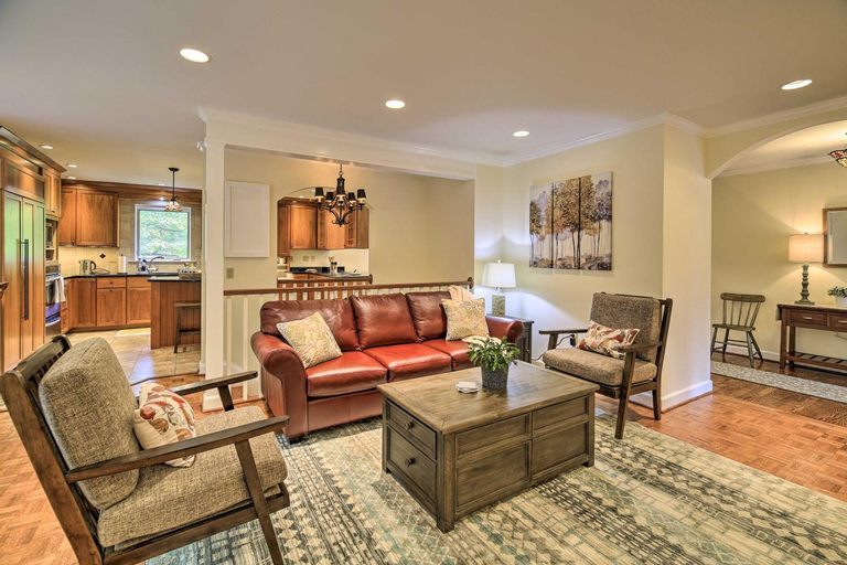 Others 4, Updated Ranch-Style Home with Scenic Deck, Pond, Sullivan