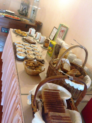 Food & Drinks 4, Limnionas Bay Village, North Aegean