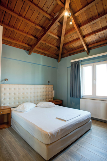 Bedroom 2, Heliotrope The Studios, North Aegean