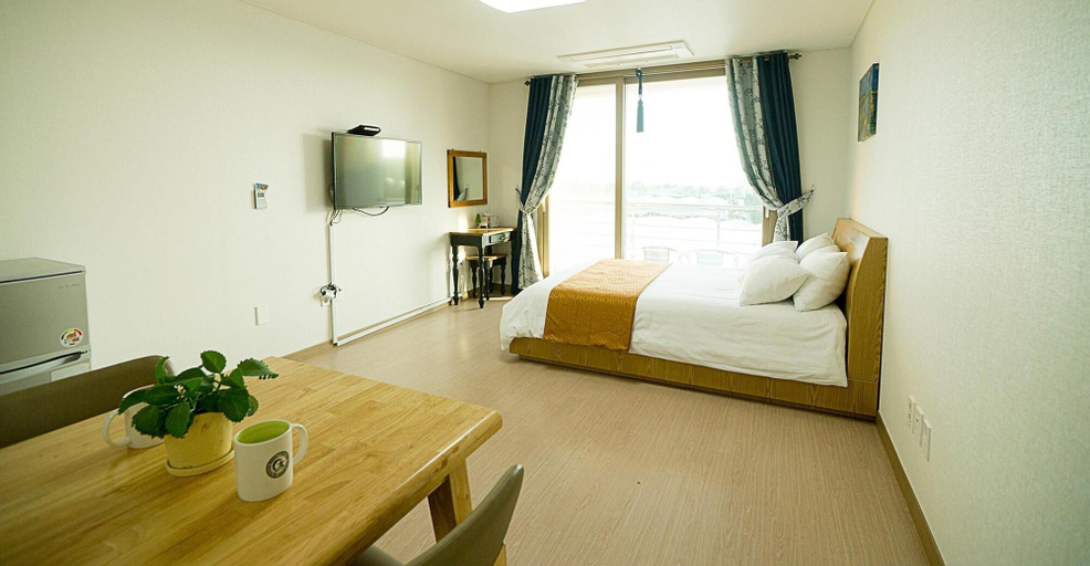 Bedroom 3, Seogwipo Dorami Pension, Seogwipo