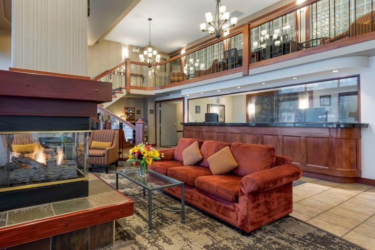 Public Area 3, Best Western Plus Baker Street Inn, Central Kootenay