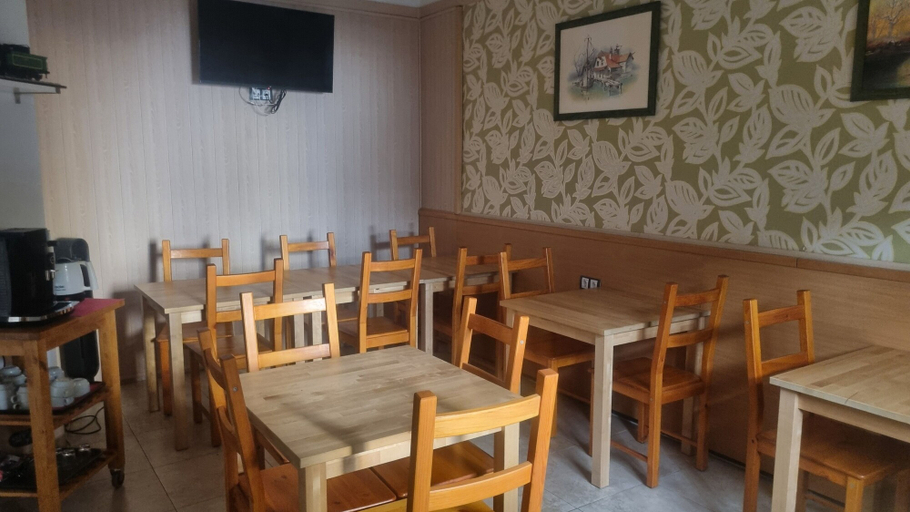 Food & Drinks 4, Pension El Ciervo, Girona
