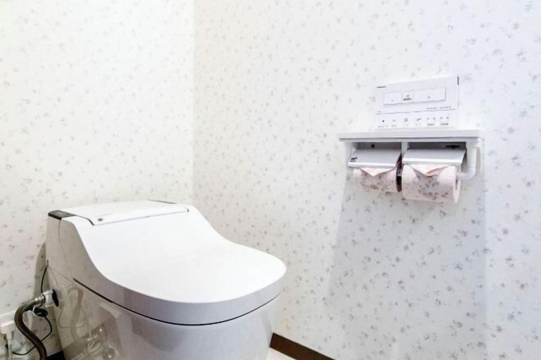 Bathroom, Tsurui Goshonishi, Kyoto