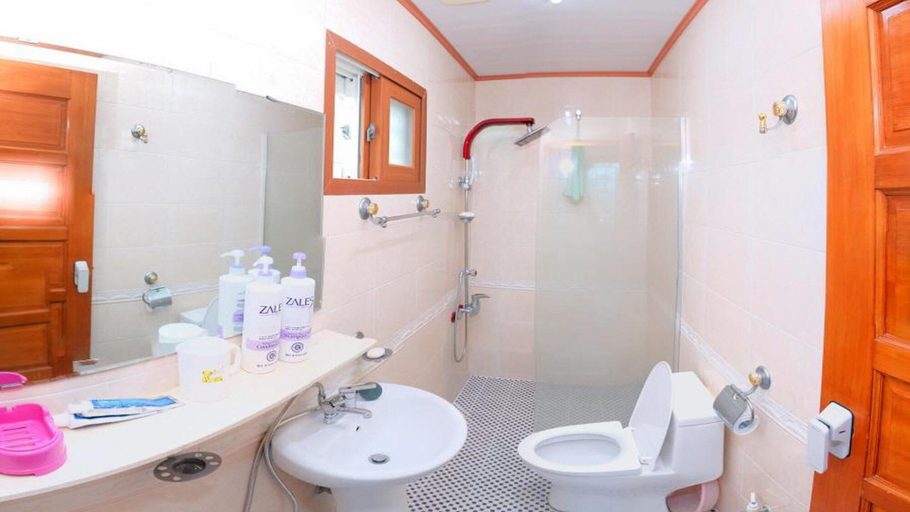 Bathroom 4, Jeju Beautiful Resort, Seogwipo