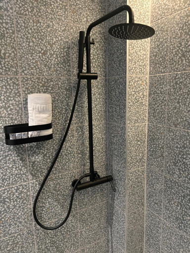 Bathroom 3, El Mantenio, Málaga