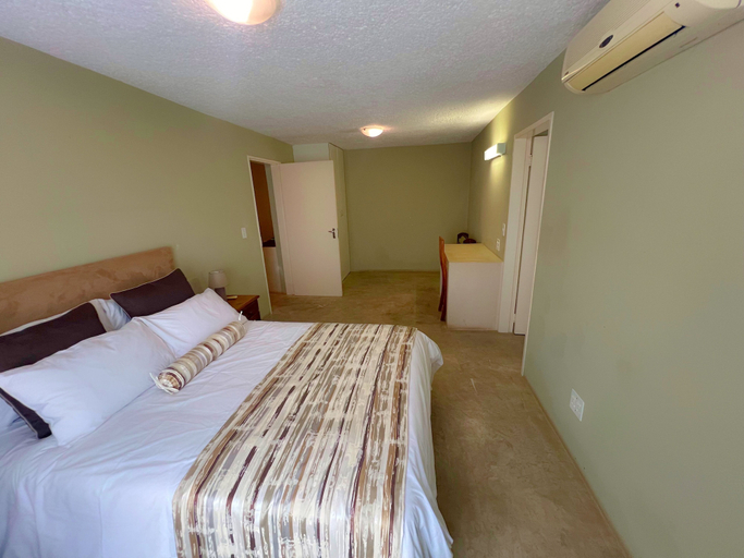 Bedroom 5, Protea Ridge Guest Cottages, City of Johannesburg